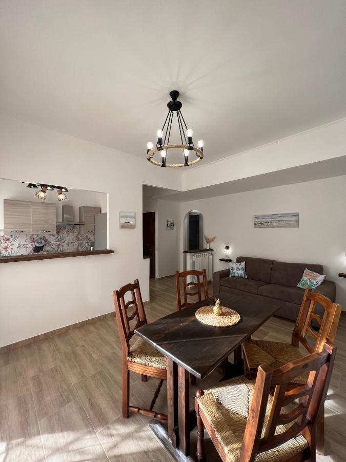 Waikiki House Lägenhet Passoscuro Exteriör bild
