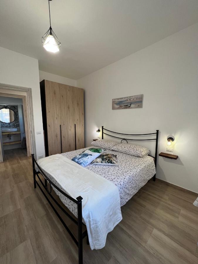 Waikiki House Lägenhet Passoscuro Exteriör bild